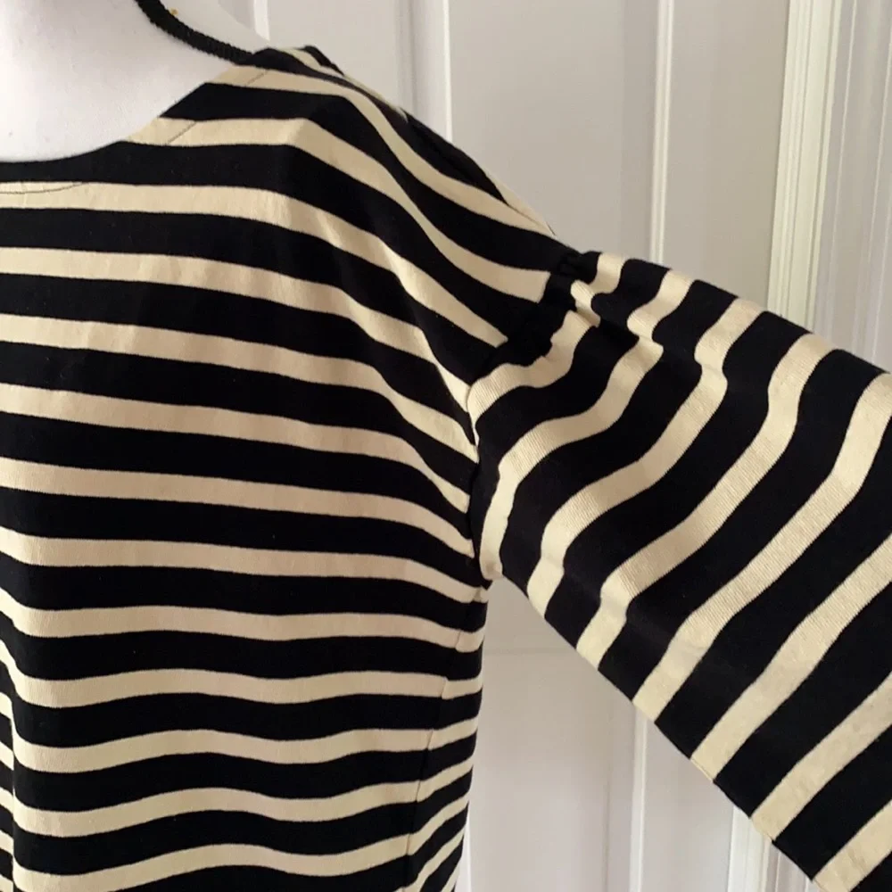 04:08 - JCrew Mariner Cloth Puff-sleeve Top